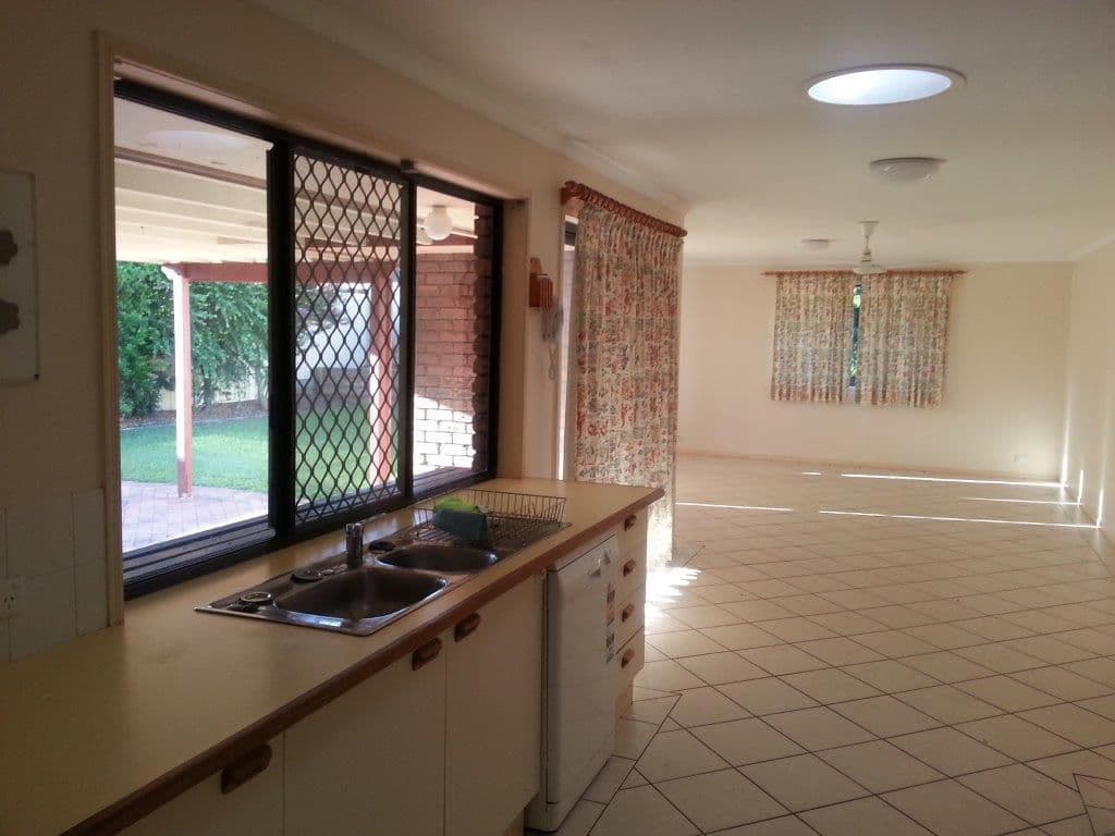 7 Catalpa Street, Eight Mile Plains QLD 4113, Eight Mile Plains - Thumbnail 4