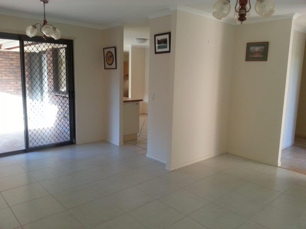 7 Catalpa Street, Eight Mile Plains QLD 4113, Eight Mile Plains - Thumbnail 5