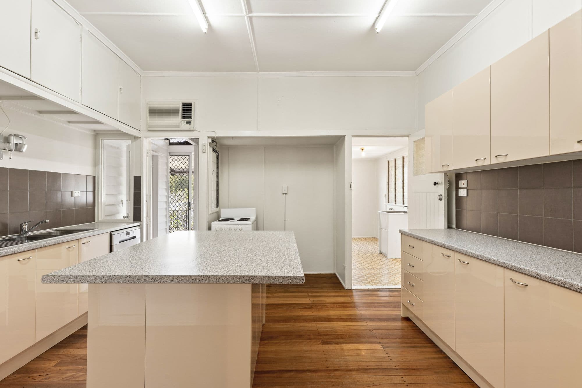 244 Harts Road, Indooroopilly QLD 4068, Indooroopilly - Thumbnail 8