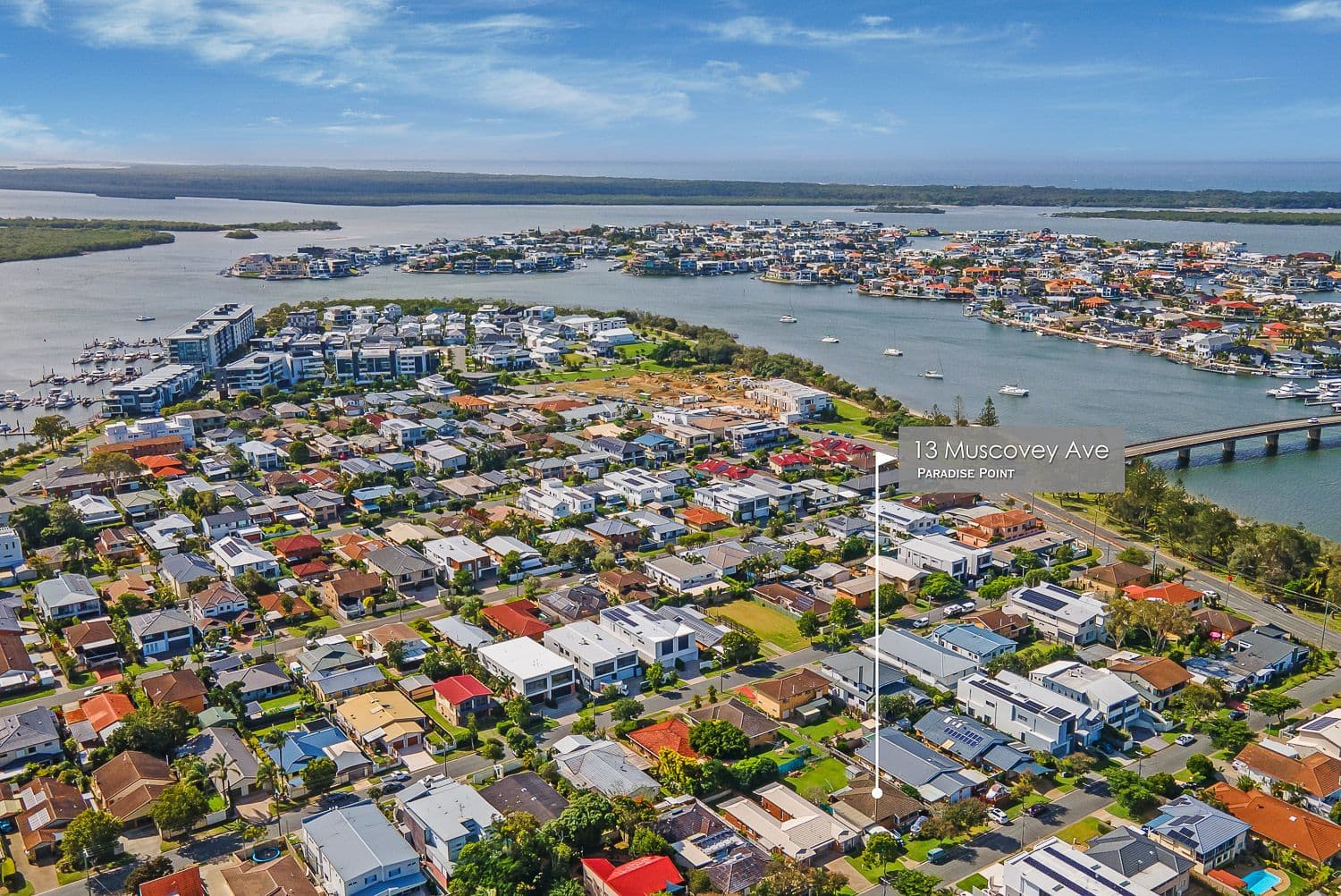 13 Muscovey Avenue, Paradise Point QLD 4216, Paradise Point - Thumbnail 4