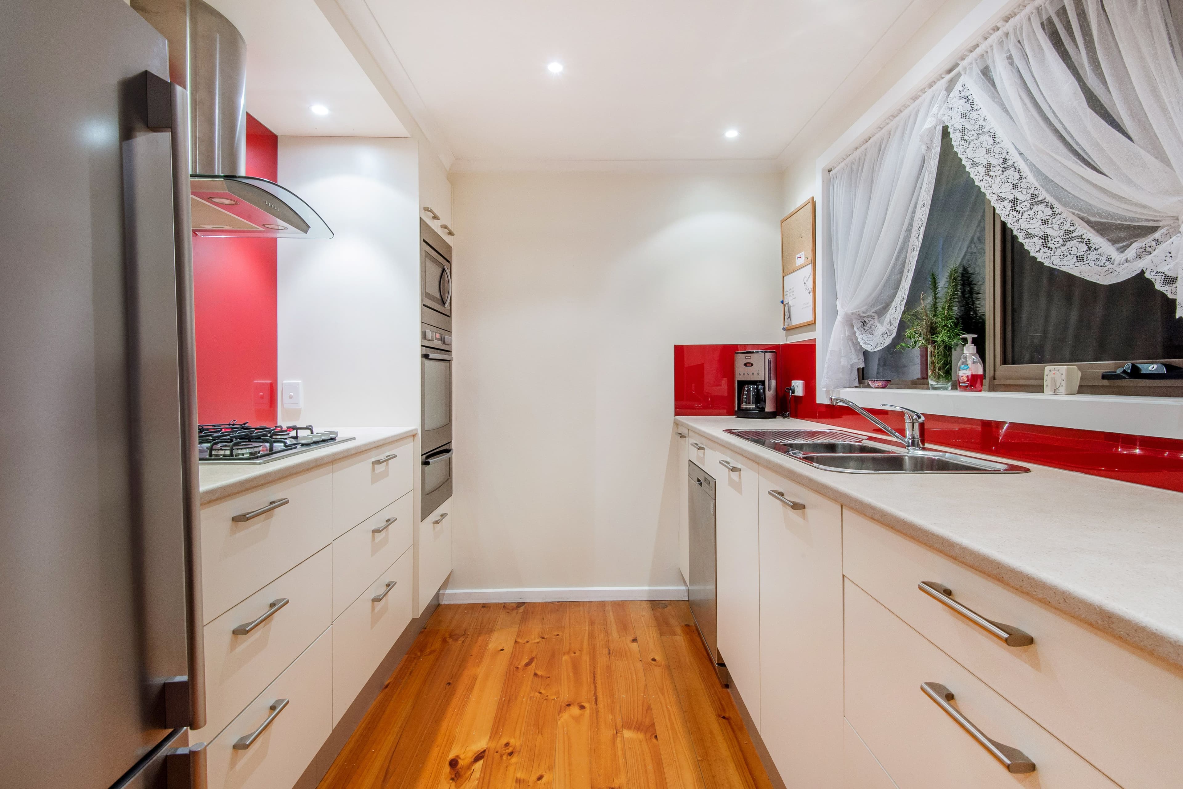 49 Sassafras Drive, Frankston VIC 3199, Frankston - Thumbnail 2