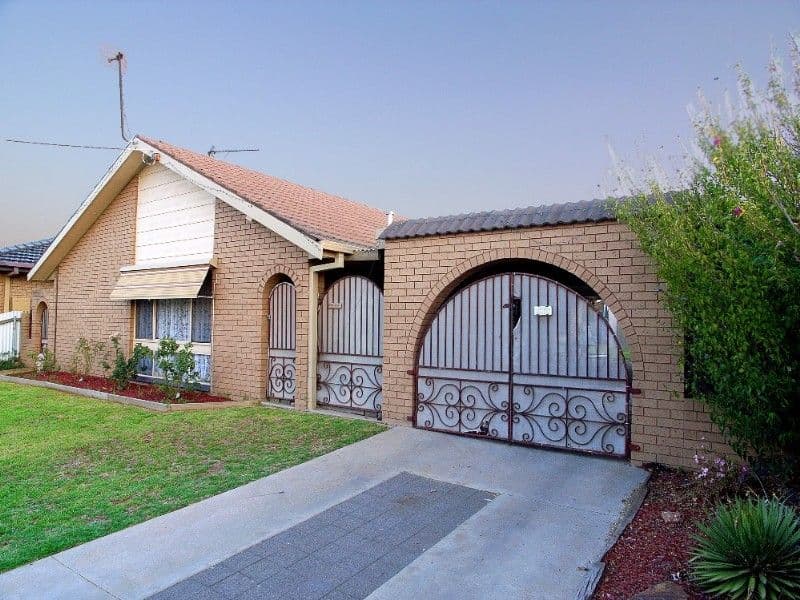 24 Sutton Road, SHEPPARTON VIC 3630, Shepparton - Image 1