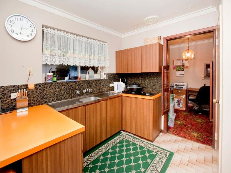35 Rugby Street, BASSENDEAN WA 6054, Bassendean - Thumbnail 8
