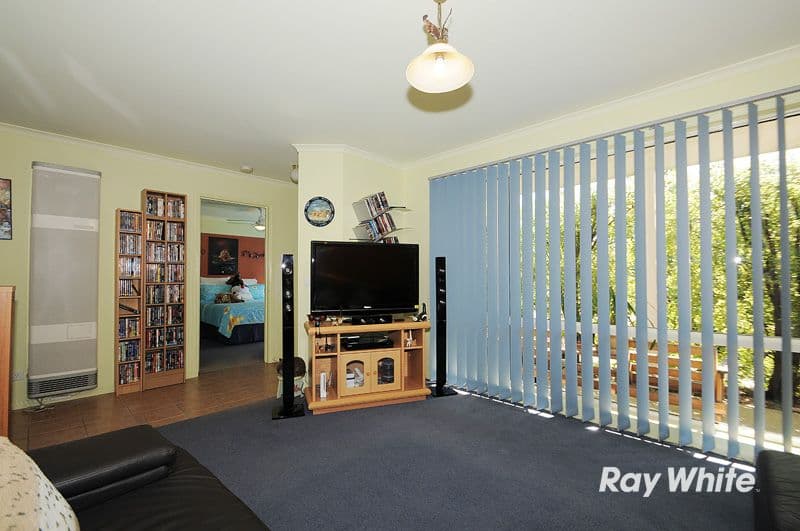 35 Glenaire Crescent, CRANBOURNE WEST VIC 3977, Cranbourne West - Thumbnail 6