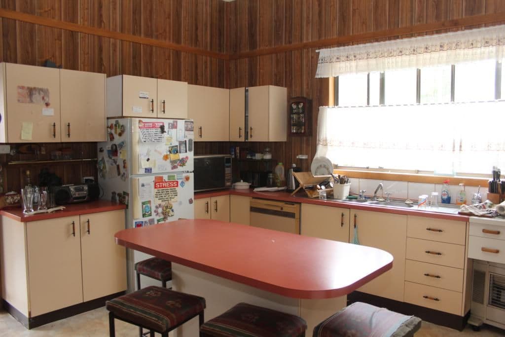 135 Logan Street, TENTERFIELD NSW 2372, Tenterfield - Thumbnail 2