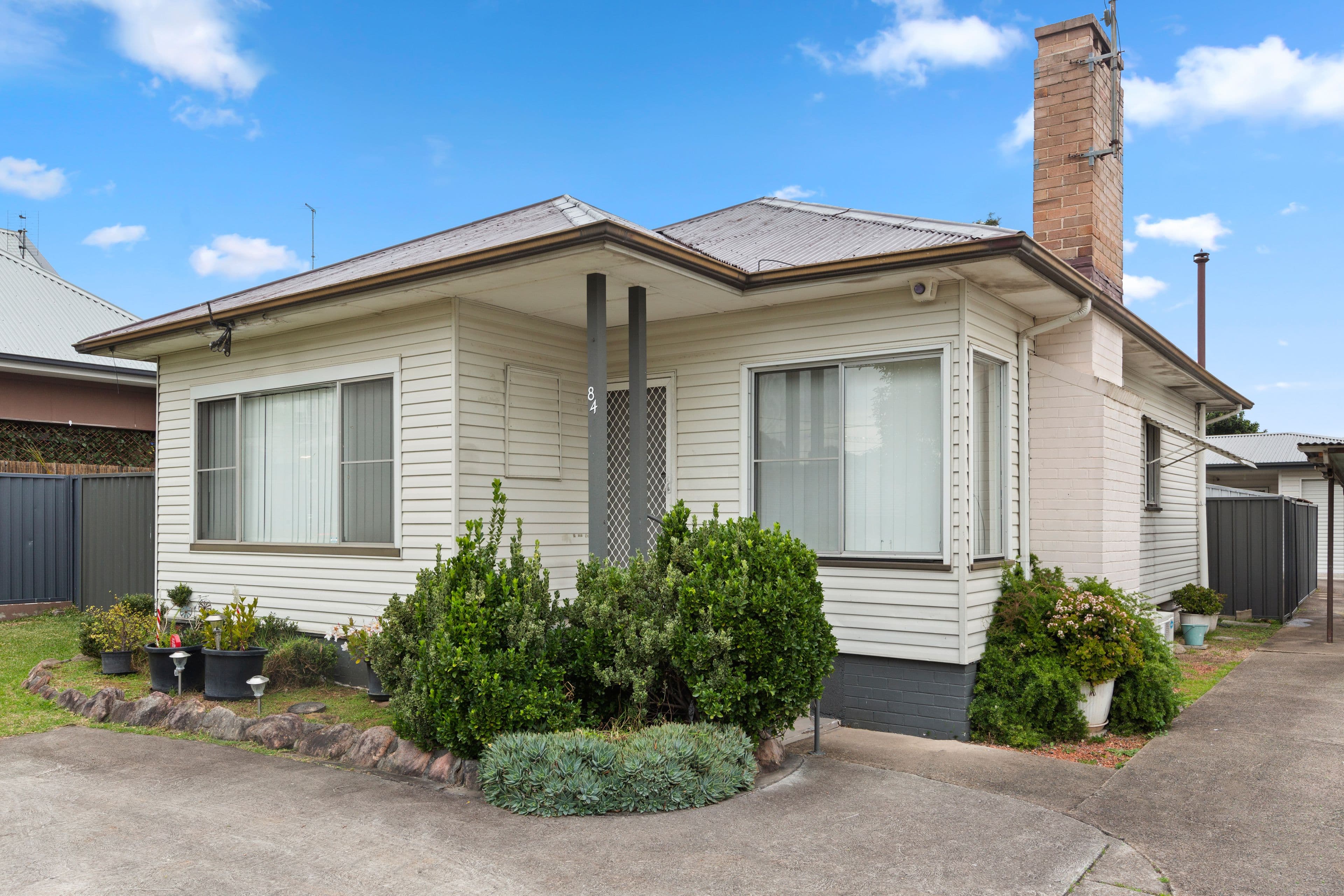 84 & 84a Derby Street, Penrith NSW 2750, Penrith - Thumbnail 2