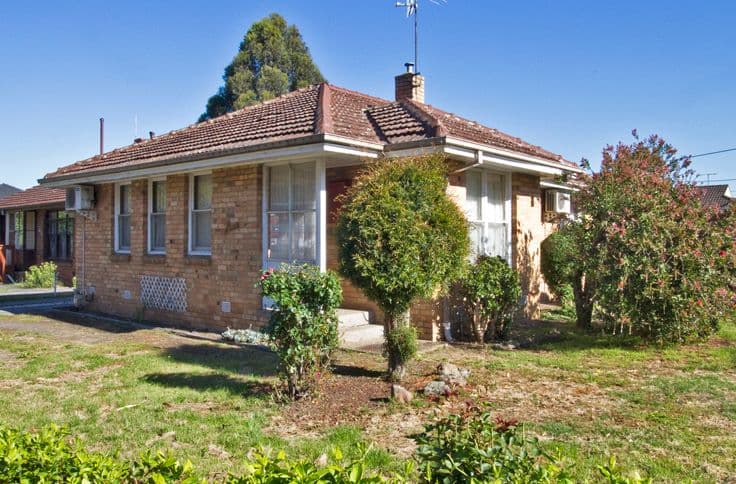4 Tobruk Avenue, HEIDELBERG WEST VIC 3081, Heidelberg West - Image 1