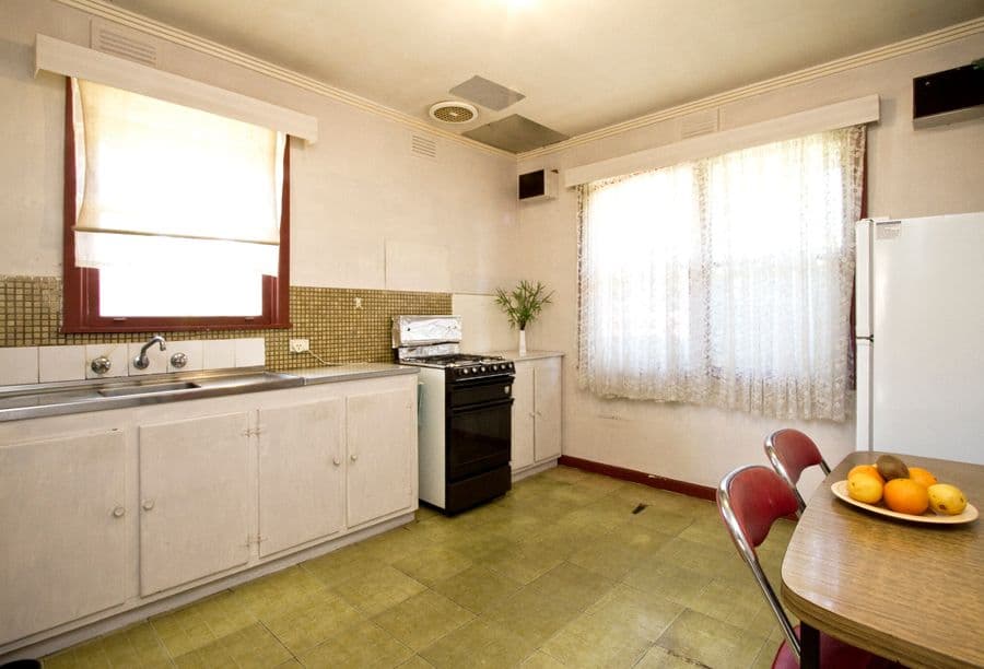4 Tobruk Avenue, HEIDELBERG WEST VIC 3081, Heidelberg West - Thumbnail 3