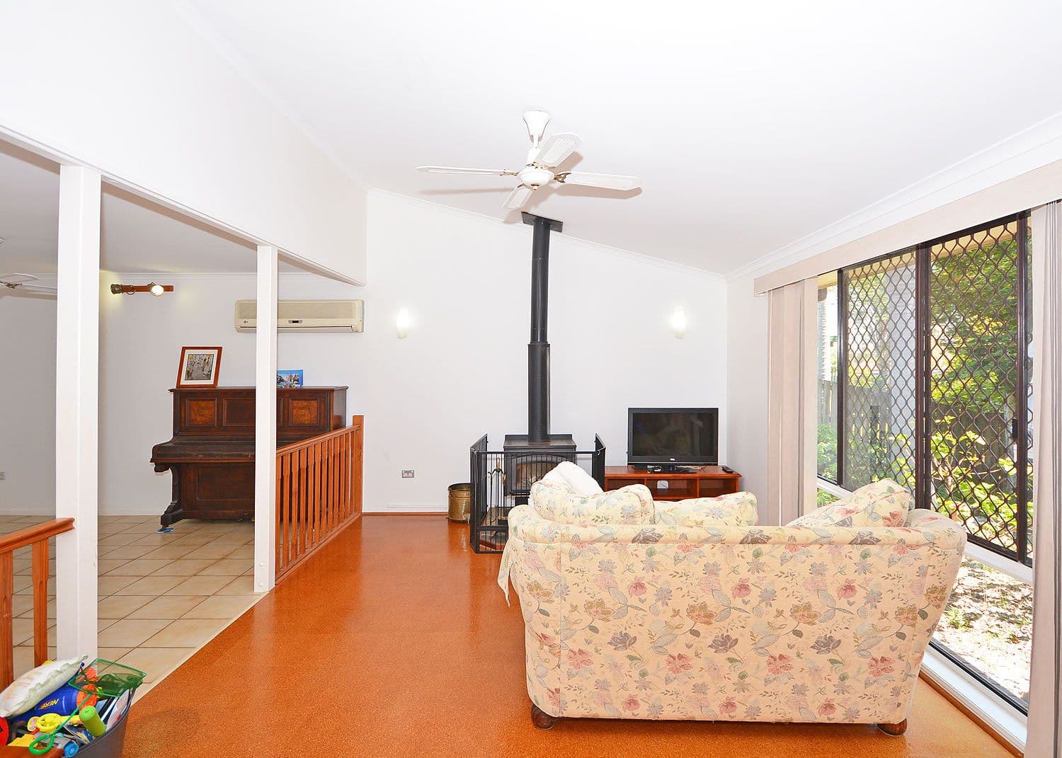 38 Corser Street, Point Vernon QLD 4655, Point Vernon - Thumbnail 8