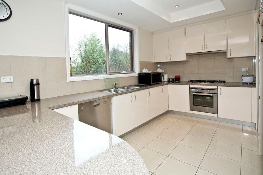 13 Beckham Street, Shepparton, Shepparton - Thumbnail 2