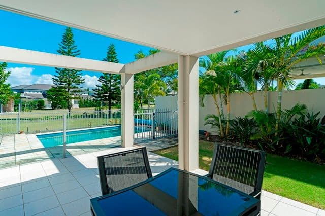 2809 Gracemere Circuit East, Hope Island QLD 4212, Hope Island - Thumbnail 2