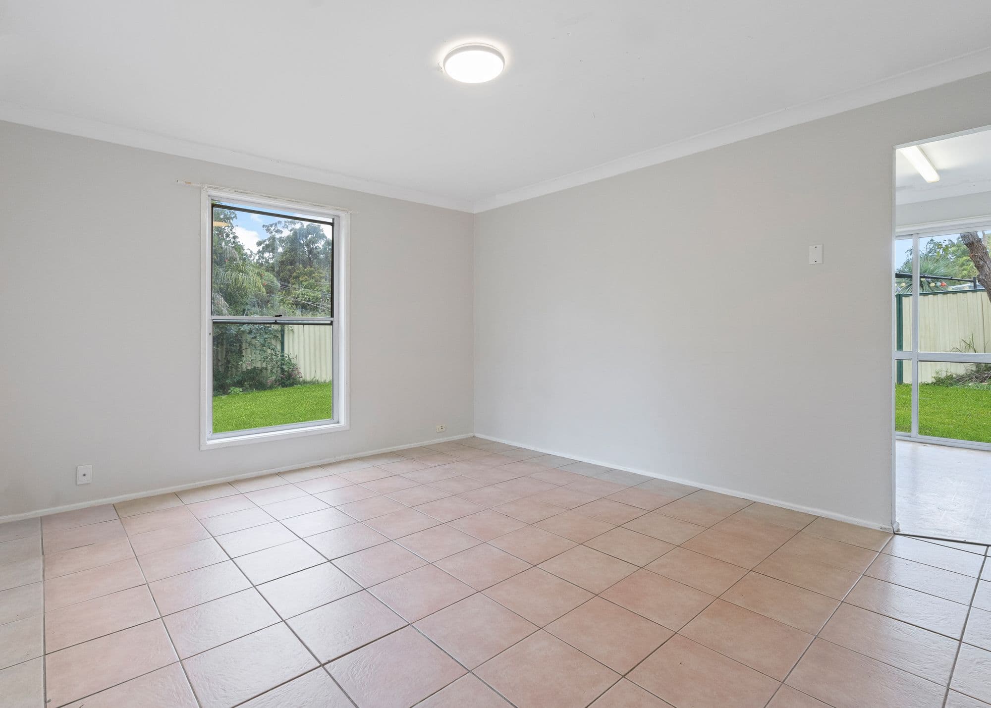 57 Ariel Avenue, Kingston QLD 4114, Kingston - Thumbnail 3