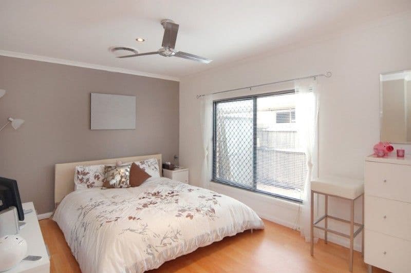 52 Bergamont Street, ELANORA QLD 4221, Elanora - Thumbnail 5