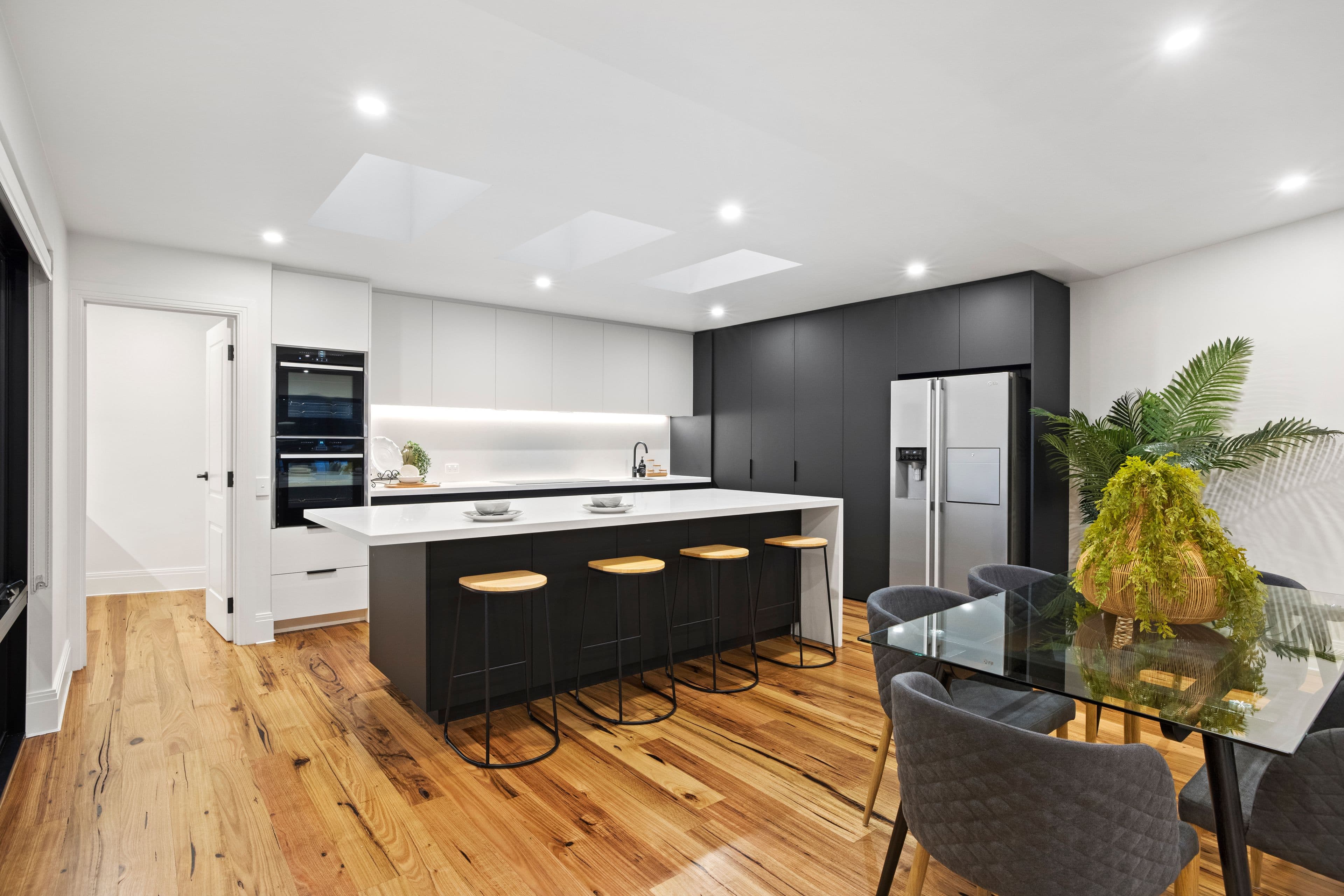 2 Coleman Court, Cheltenham VIC 3192, Cheltenham - Thumbnail 3