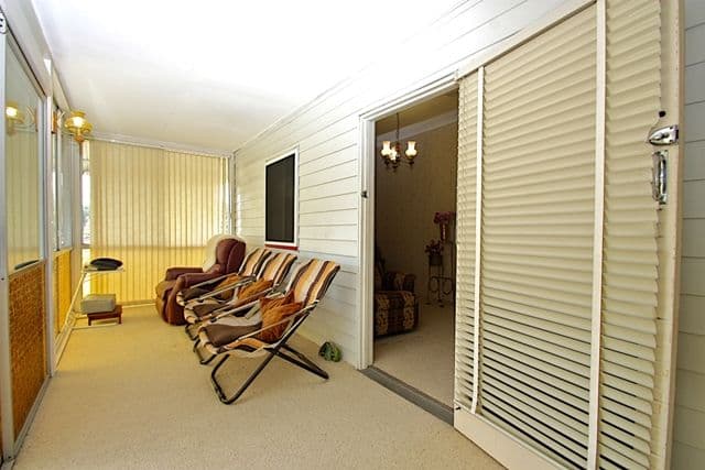 20 Chermside Road, EASTERN HEIGHTS QLD 4305, Eastern Heights - Thumbnail 2
