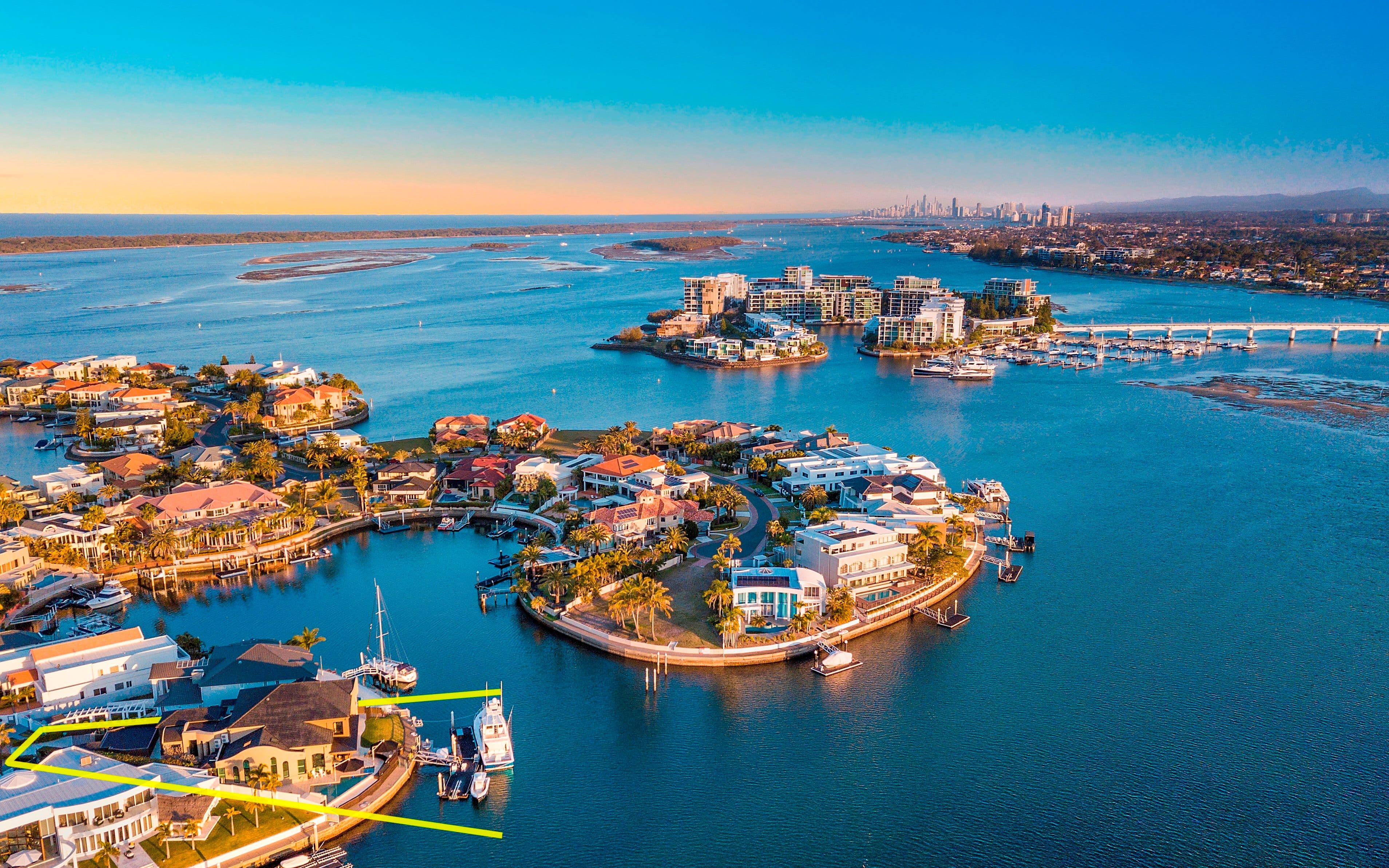 7 Brittanic Crescent, Sovereign Islands QLD 4216, Sovereign Islands - Image 1