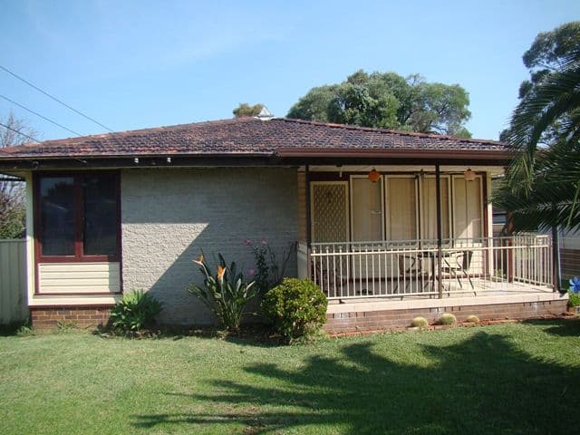 34 Idriess Crescent, BLACKETT NSW 2770, Blackett - Thumbnail 2