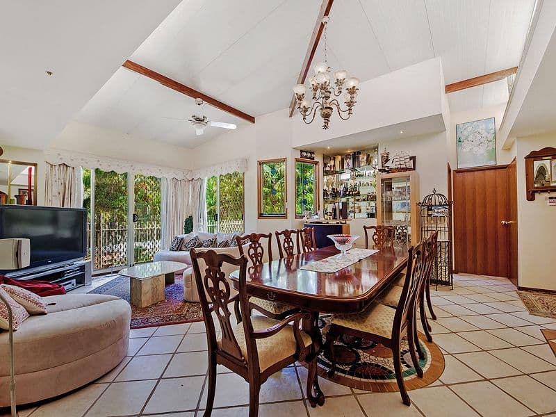 2 Everest Drive, SOUTHPORT QLD 4215, Southport - Thumbnail 2