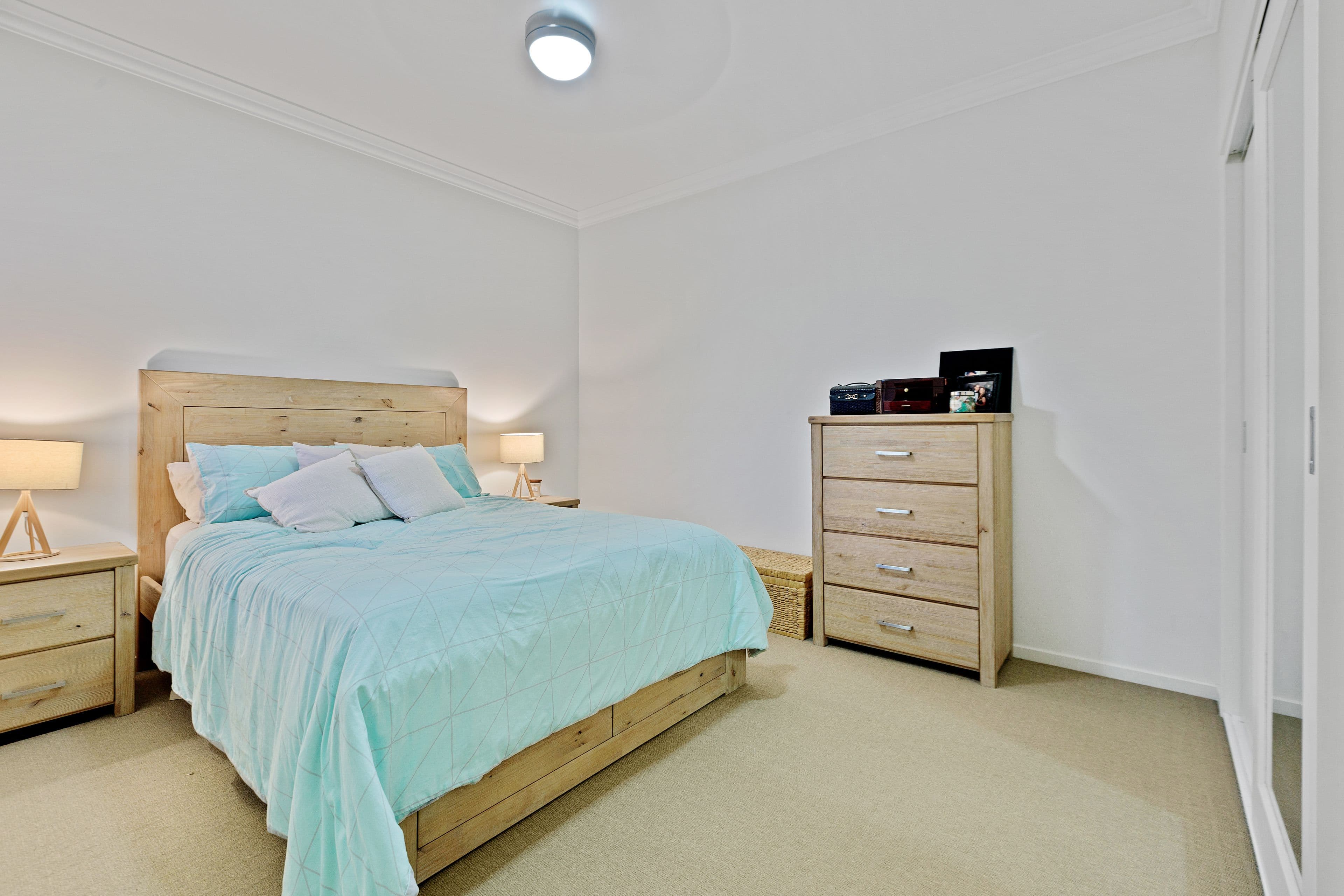 13 Abbott Street, Camp Hill QLD 4152, Camp Hill - Thumbnail 5