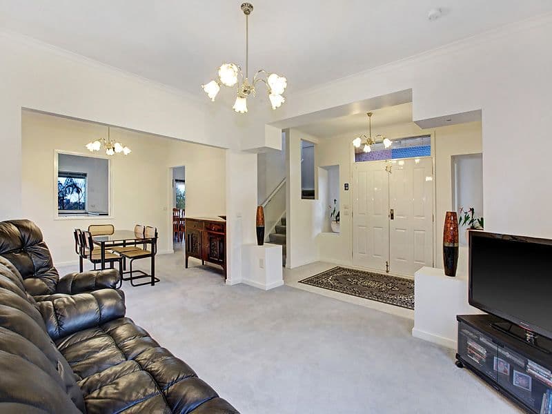 19 Bradman Terrace, Epping VIC 3076, Epping - Thumbnail 2