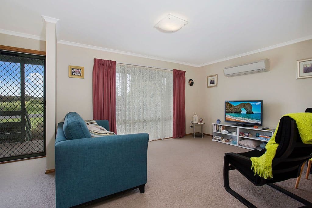 32 Holden Street, Camperdown VIC 3260, Camperdown - Thumbnail 5