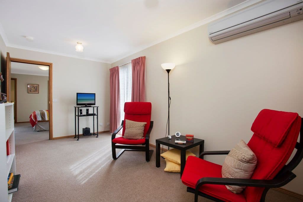 32 Holden Street, Camperdown VIC 3260, Camperdown - Thumbnail 7