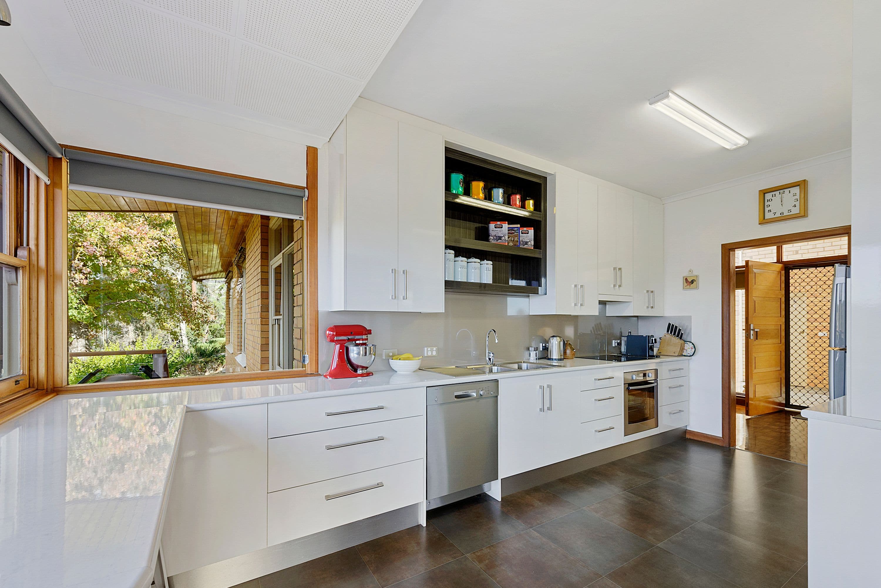 16 Tilbrook Avenue, Clare SA 5453, Clare - Thumbnail 4