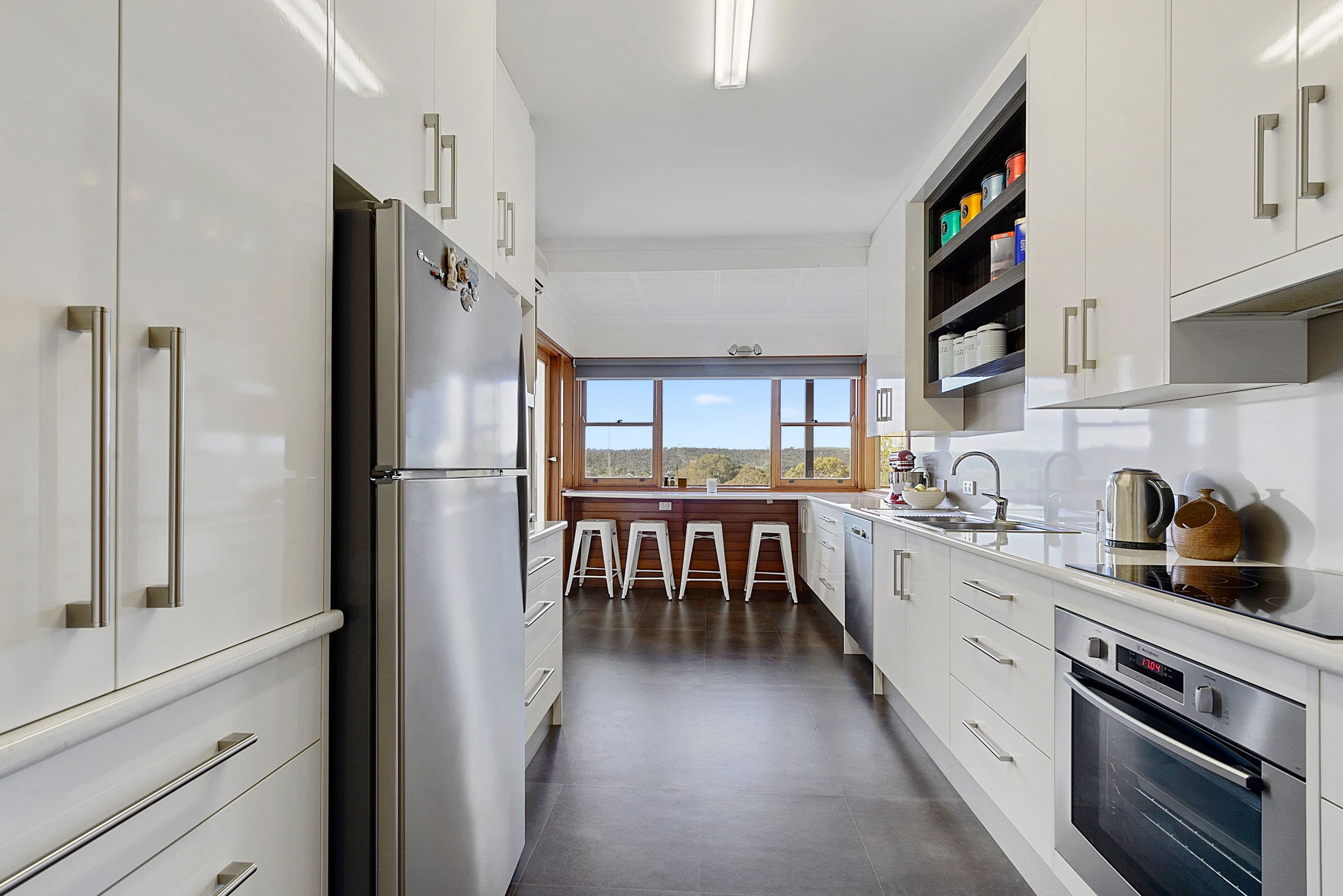16 Tilbrook Avenue, Clare SA 5453, Clare - Thumbnail 5