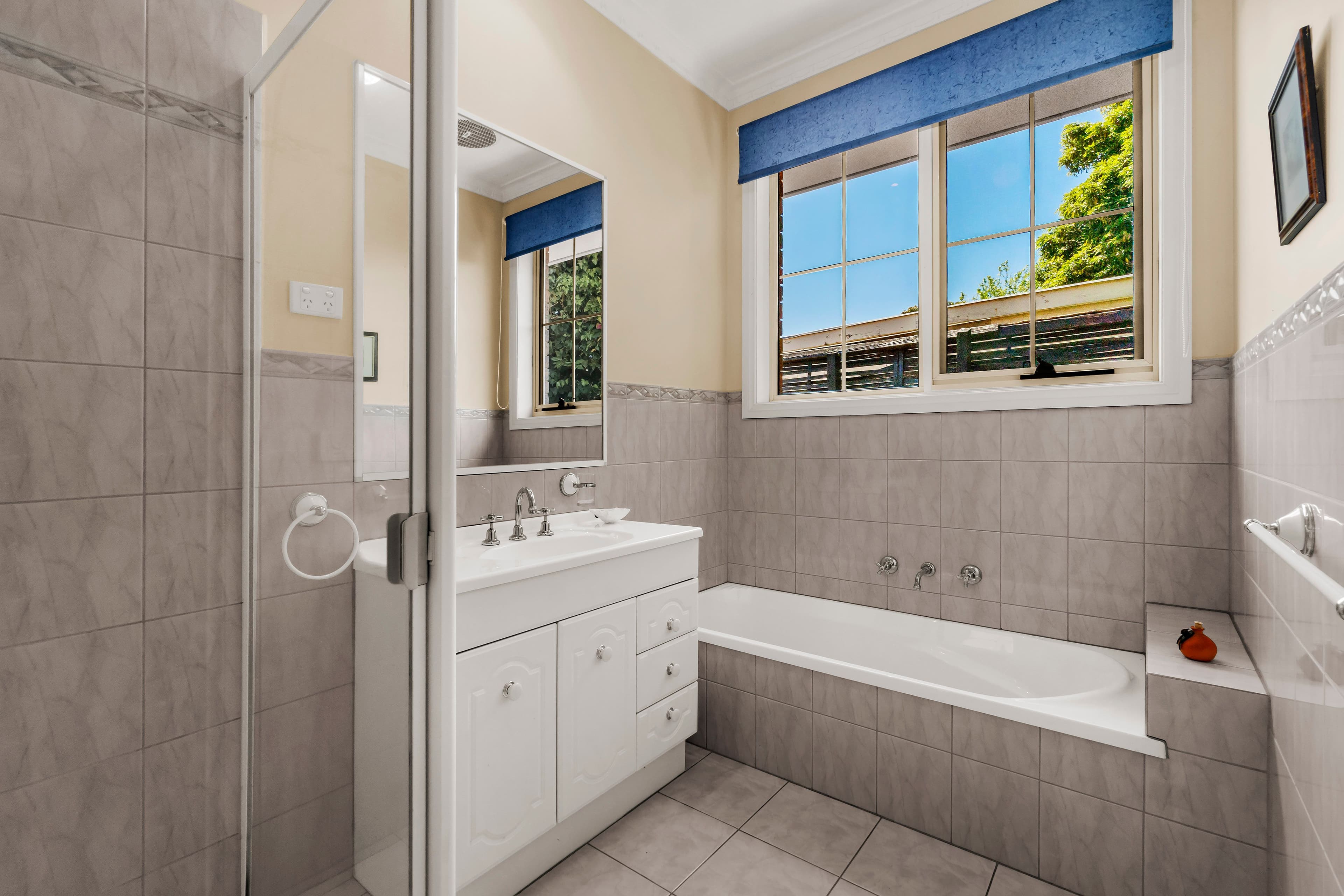 16 Baringa Street, Mount Waverley VIC 3149, Mount Waverley - Thumbnail 7