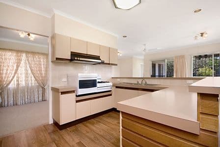 19 Greg Norman Crescent, Parkwood, QLD, 4214, Parkwood - Thumbnail 4