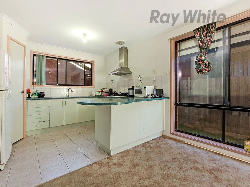 133 Moonstone Circuit, St Albans VIC 3021, St Albans - Thumbnail 3