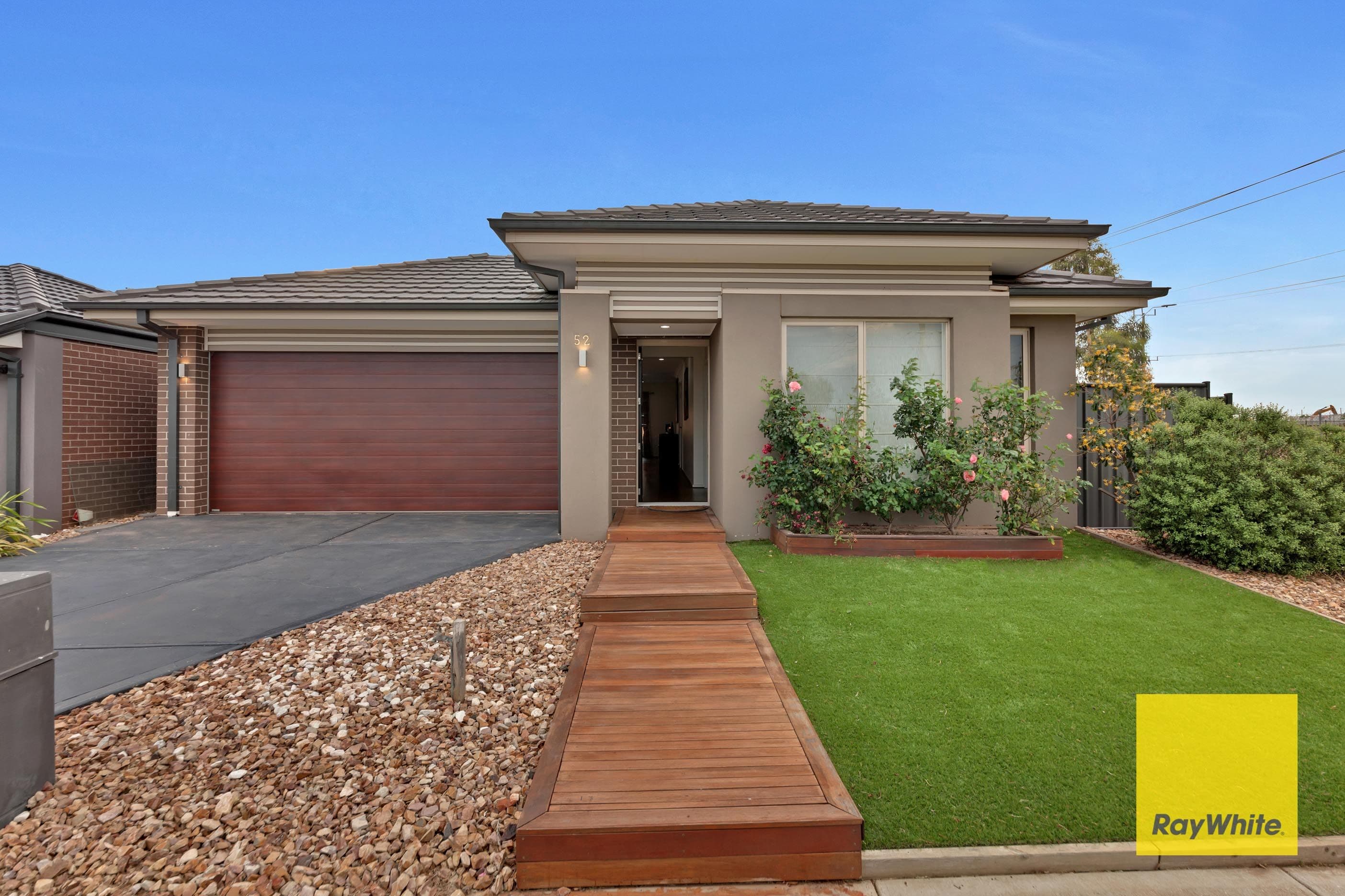 52 EVERHOLME Drive, Truganina VIC 3029, Truganina - Thumbnail 4