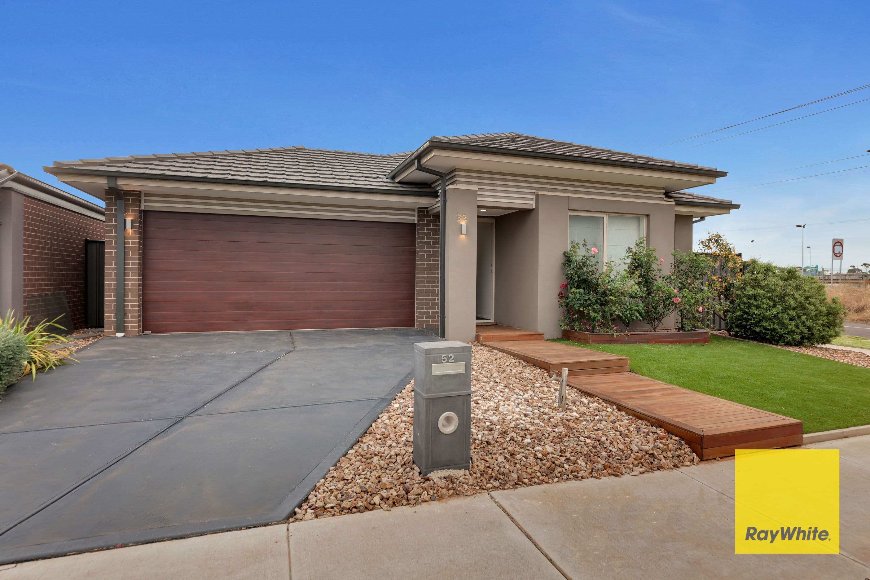 52 EVERHOLME Drive, Truganina VIC 3029, Truganina - Thumbnail 5