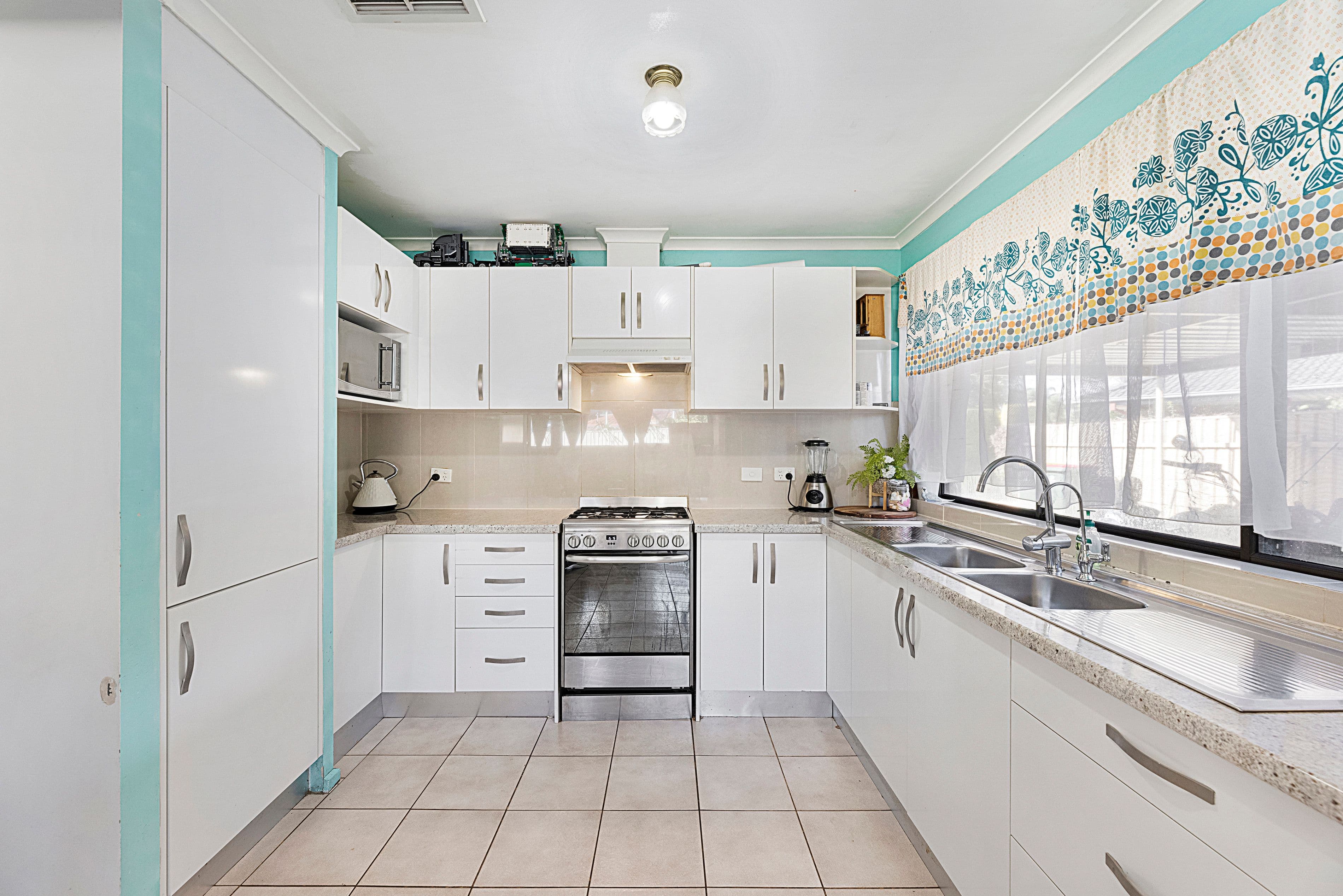 9 Hahn Court, Parafield Gardens SA 5107, Parafield Gardens - Thumbnail 3