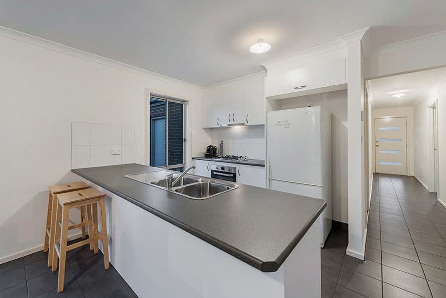 9 Highfield Drive, MICKLEHAM VIC 3064, Mickleham - Thumbnail 2