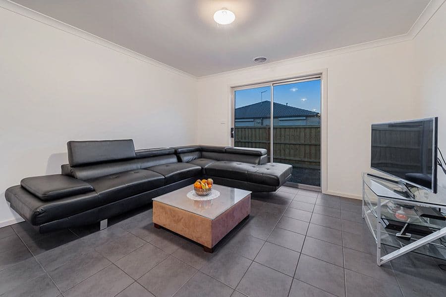 9 Highfield Drive, MICKLEHAM VIC 3064, Mickleham - Thumbnail 5
