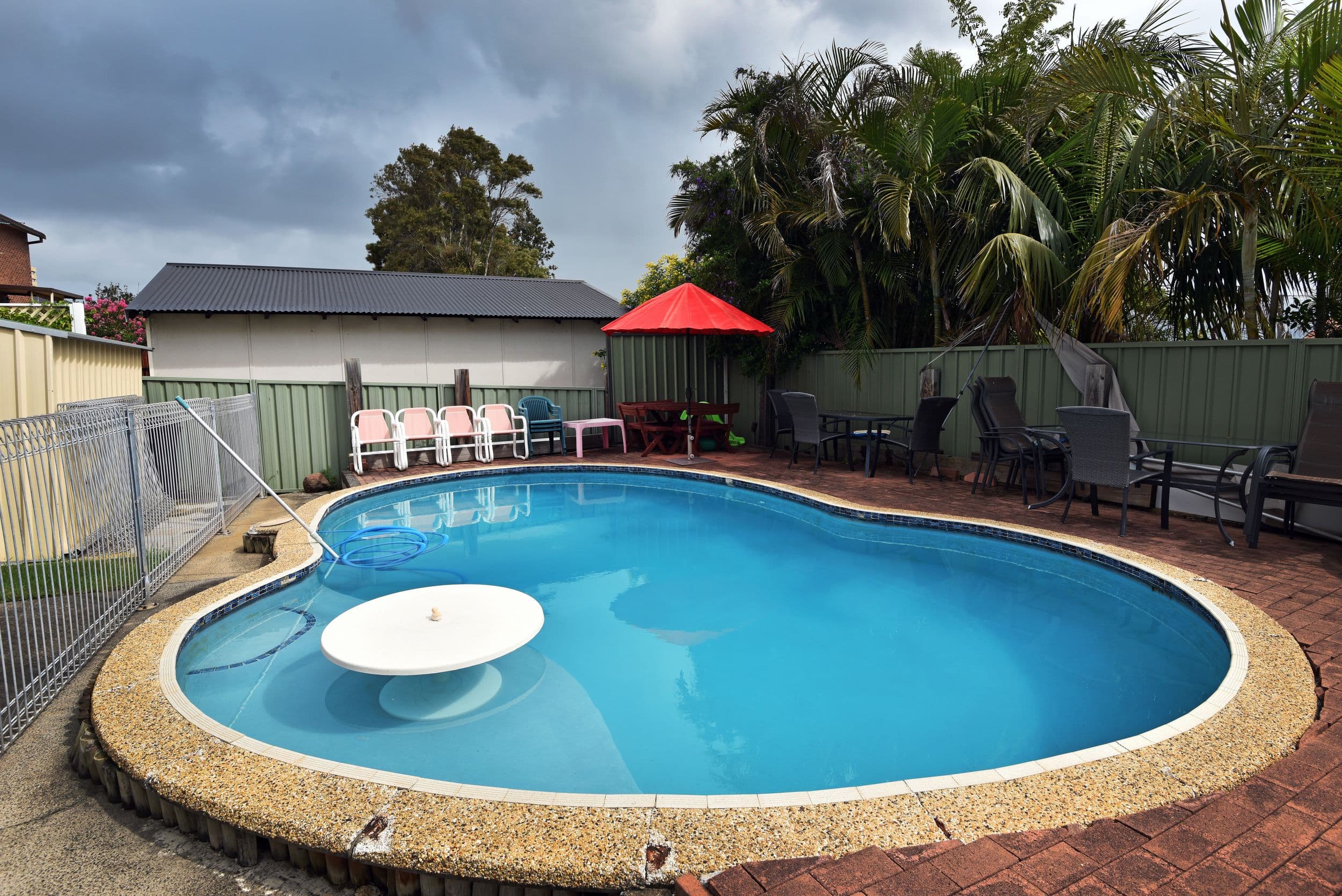 8 Lawrence Avenue, Mount Warrigal - Thumbnail 3