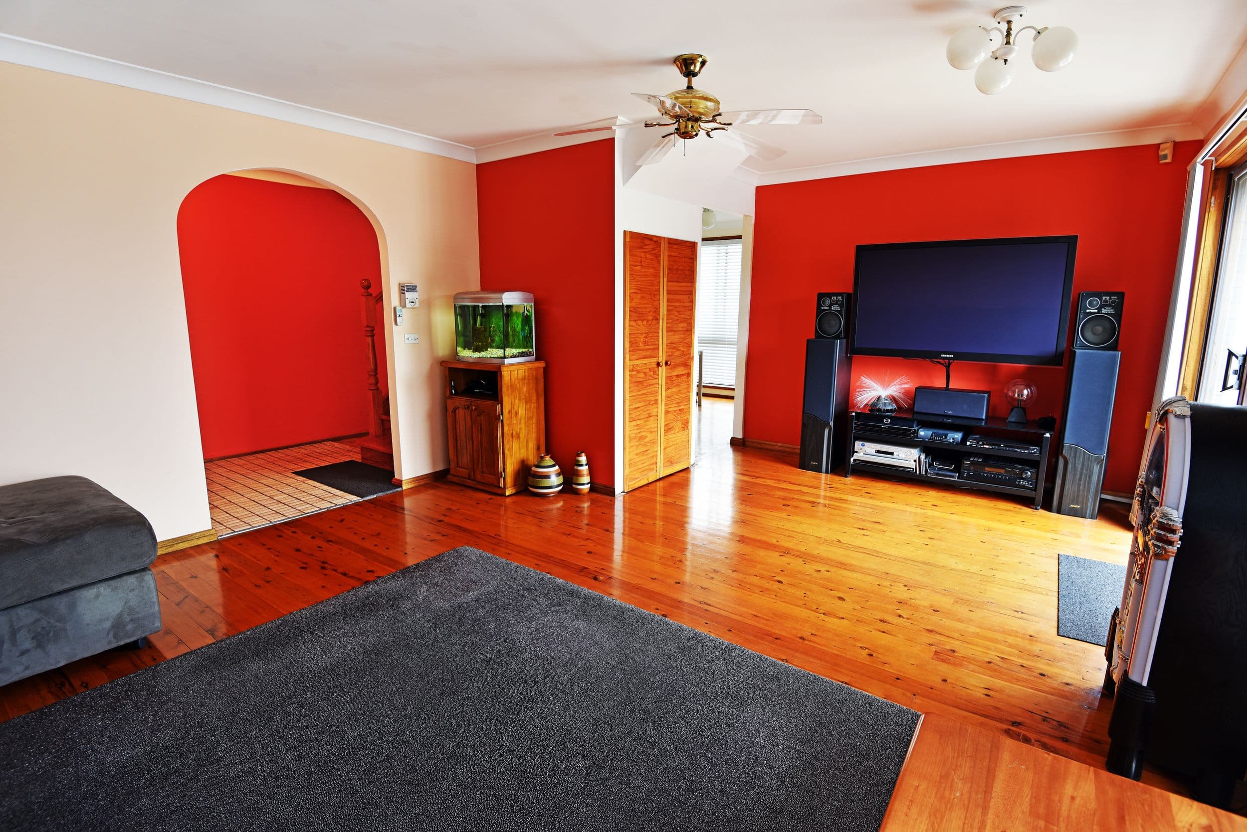 8 Lawrence Avenue, Mount Warrigal - Thumbnail 5