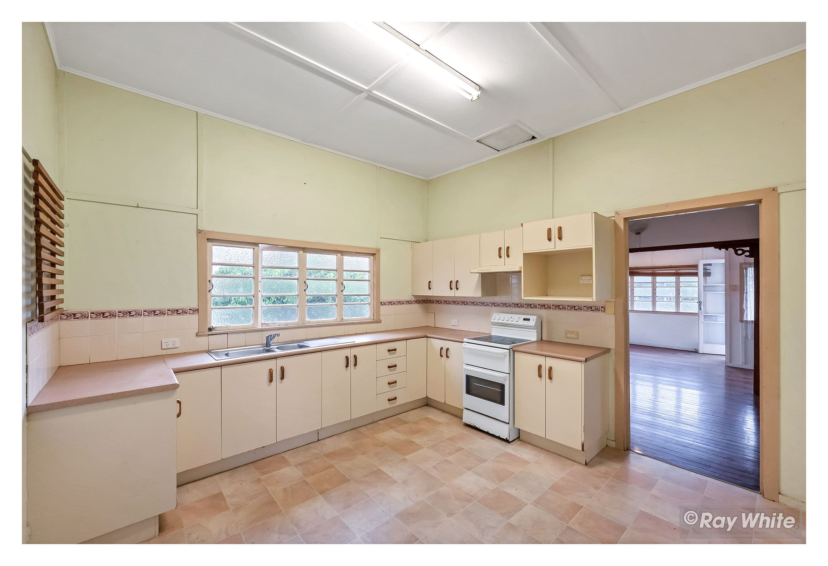 11 Cousins Street, The Range QLD 4700, The Range - Thumbnail 3