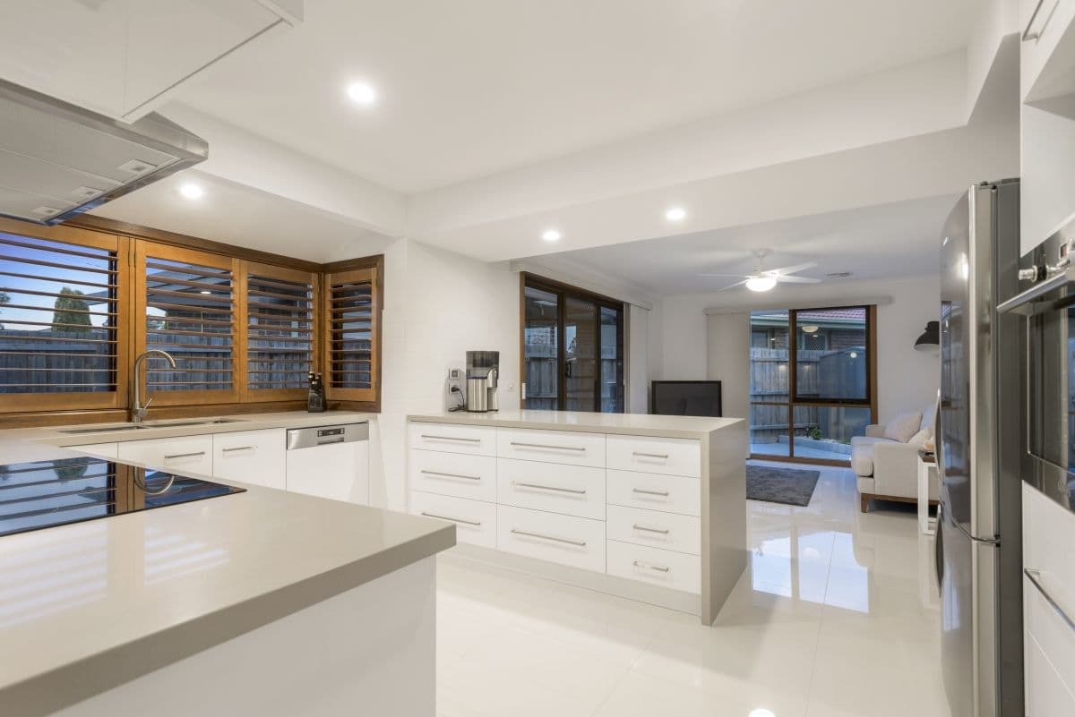 6 Fern Court, Werribee VIC 3030, Werribee - Thumbnail 3