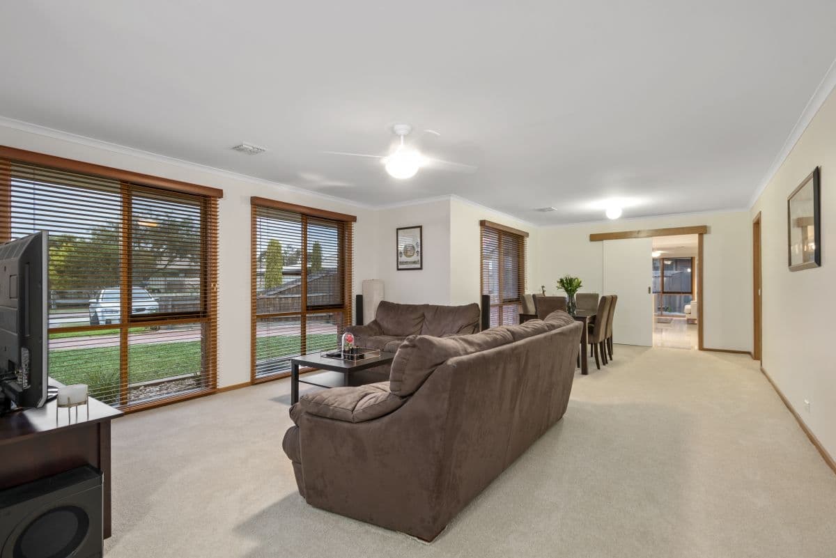 6 Fern Court, Werribee VIC 3030, Werribee - Thumbnail 7