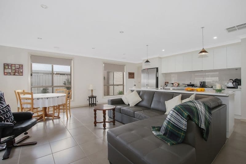 29 Vanguard Street, Yarrawonga VIC 3730, Yarrawonga - Thumbnail 2