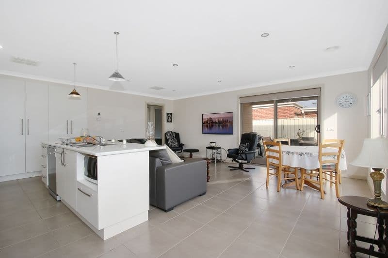 29 Vanguard Street, Yarrawonga VIC 3730, Yarrawonga - Thumbnail 3