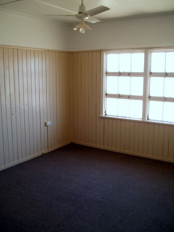 46  Carter Street, CHARLEVILLE QLD 4470, Charleville - Thumbnail 4