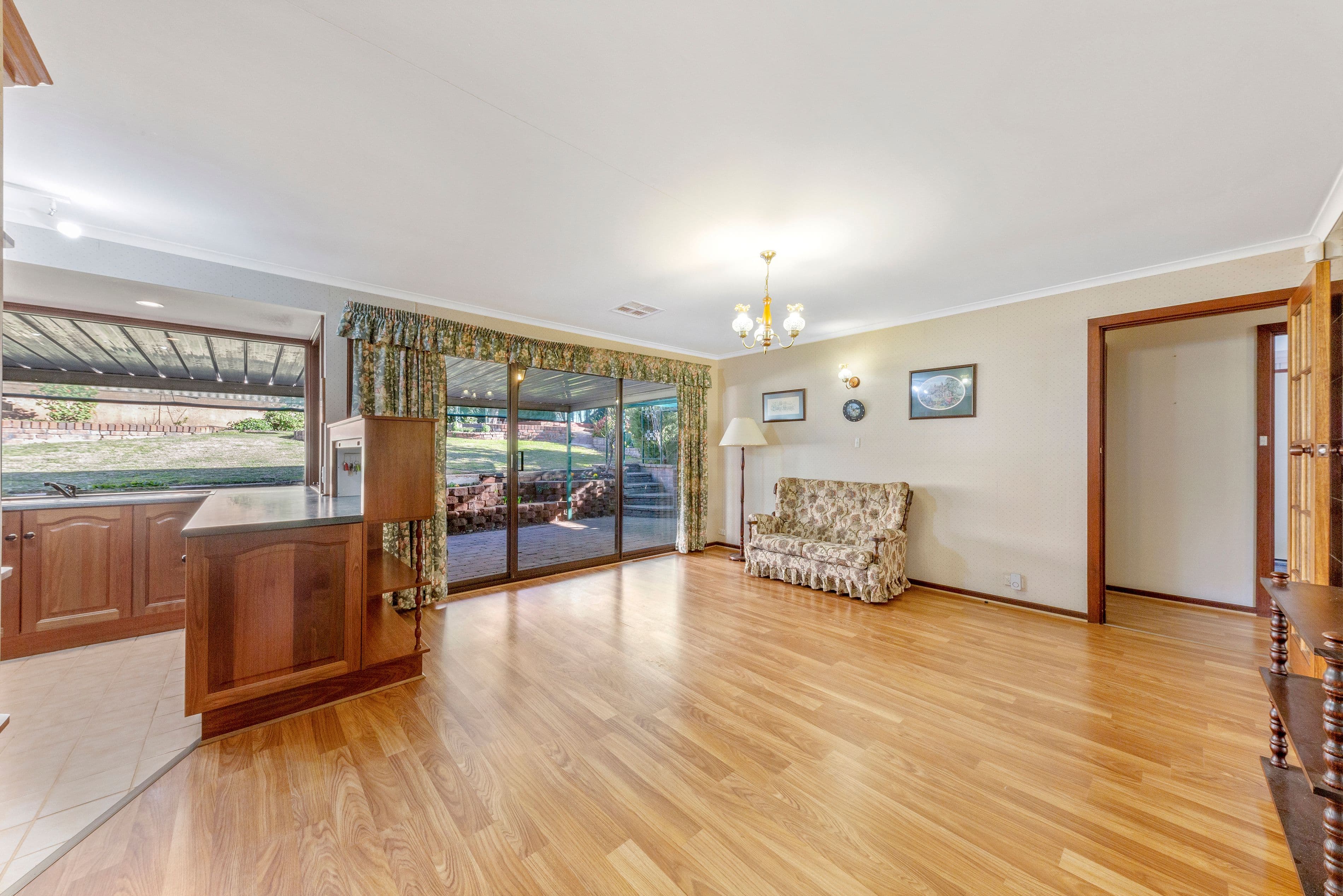 72 Kingfisher Drive, Modbury Heights SA 5092, Modbury Heights - Thumbnail 4