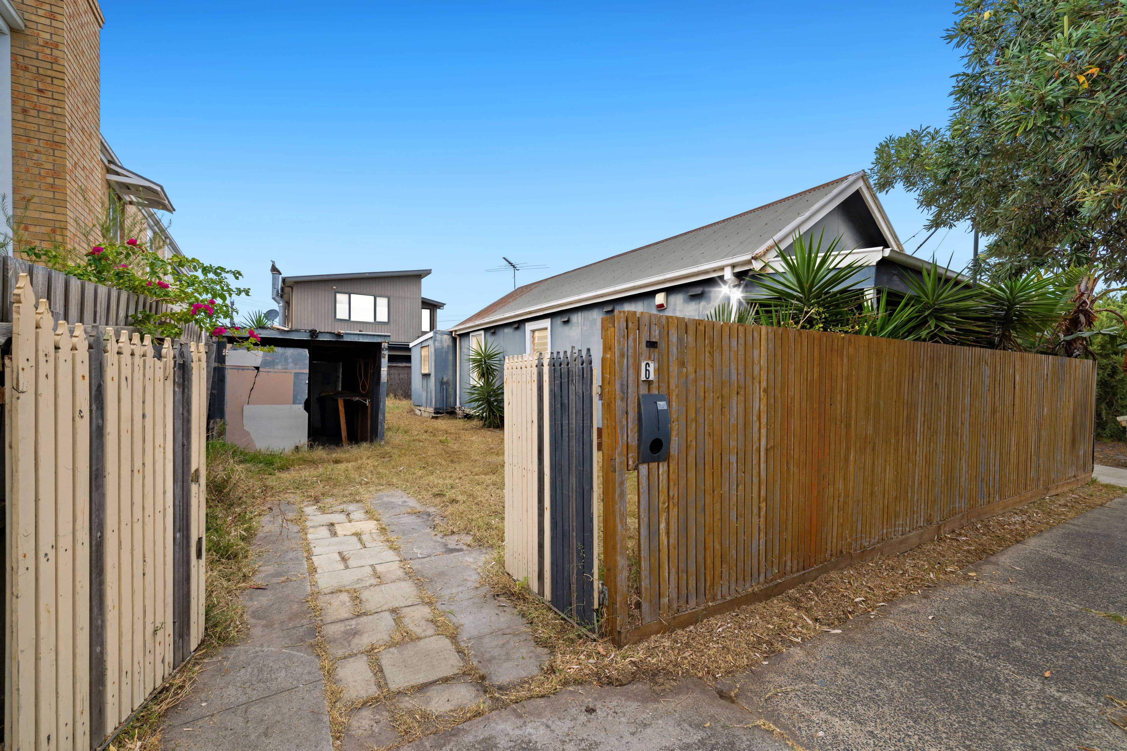 6 Wellwood Road, Bonbeach VIC 3196, Bonbeach - Thumbnail 3