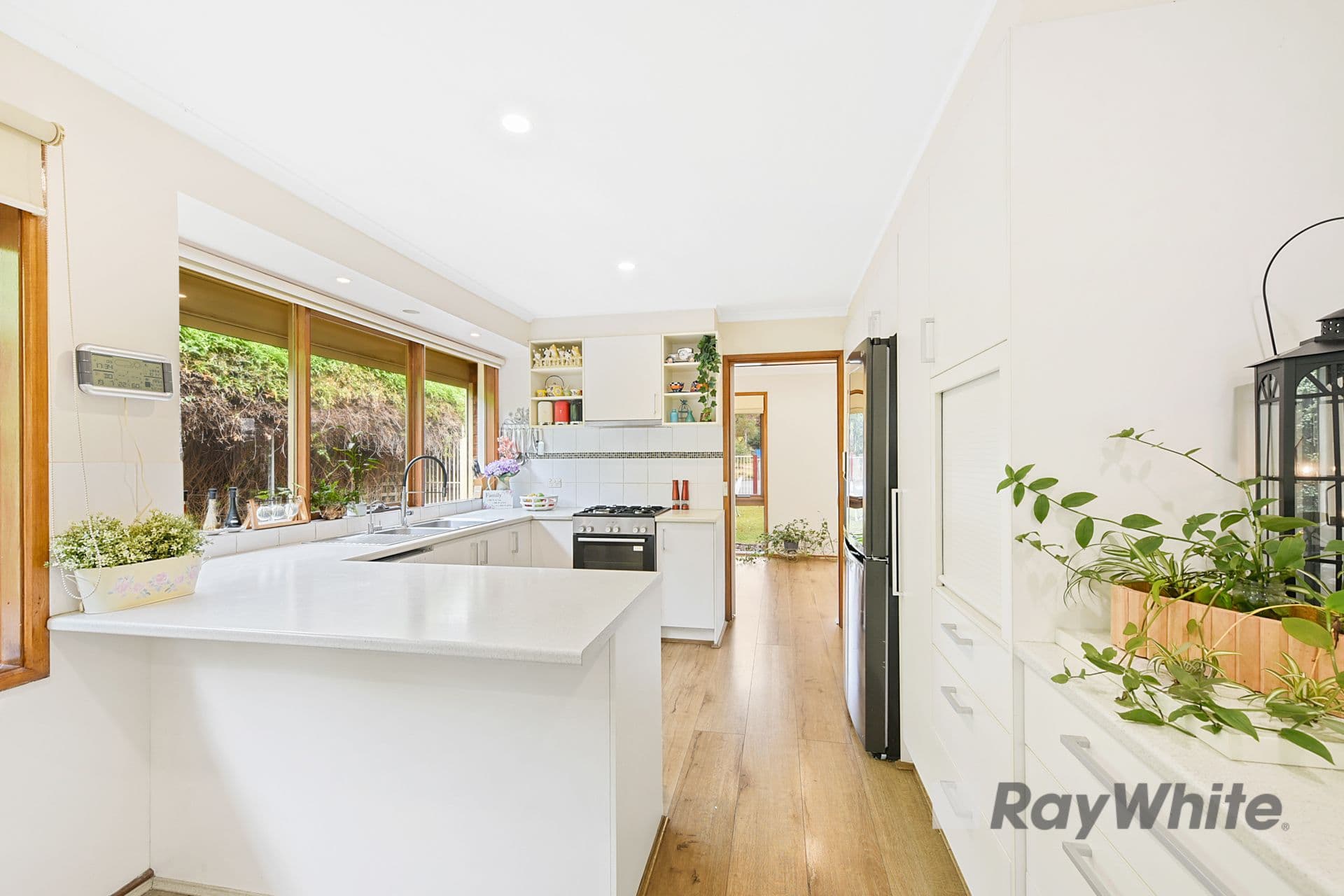 24 Broadwalk Grove, Endeavour Hills VIC 3802, Endeavour Hills - Thumbnail 5