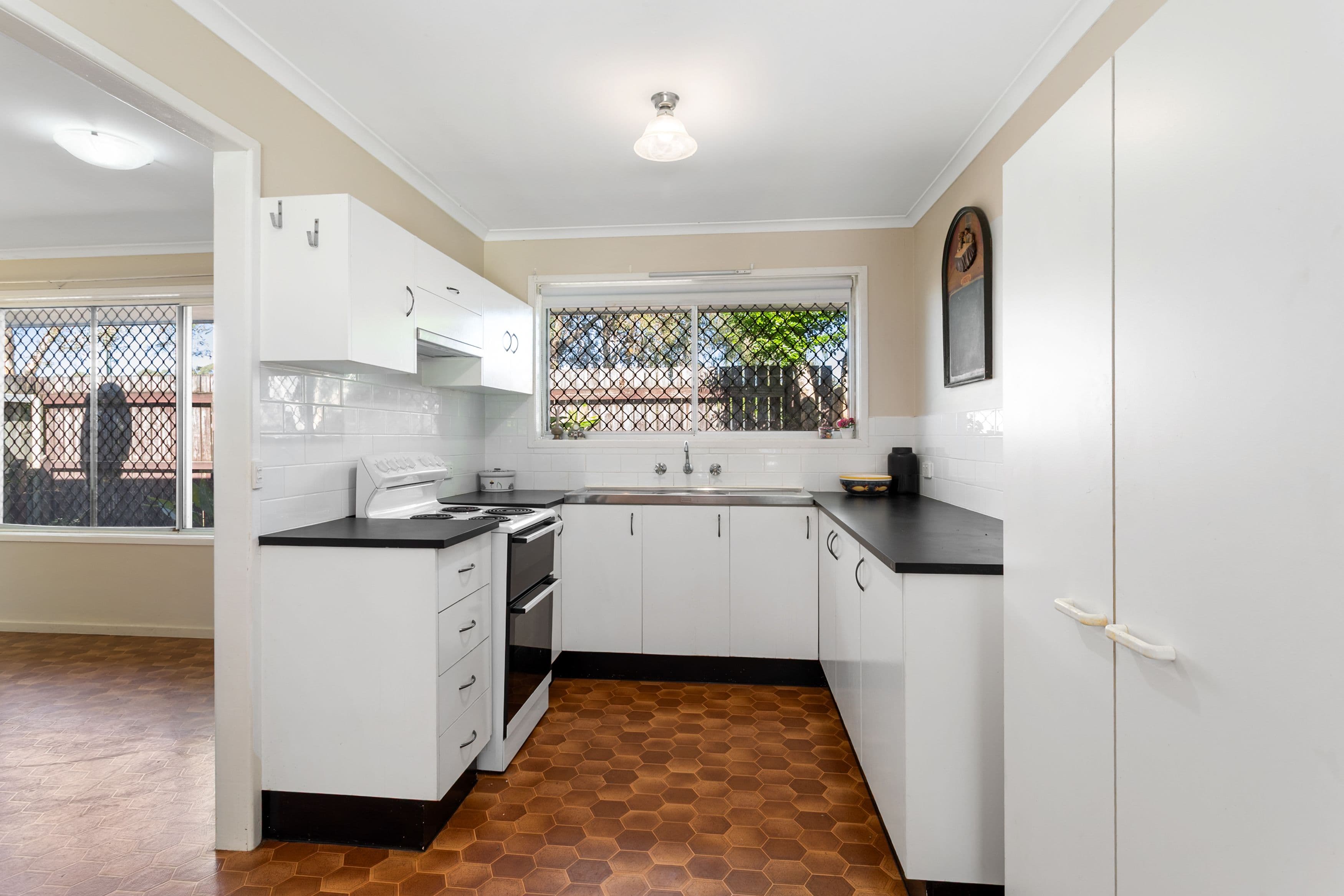 17 Fern Street, Deception Bay QLD 4508, Deception Bay - Thumbnail 5