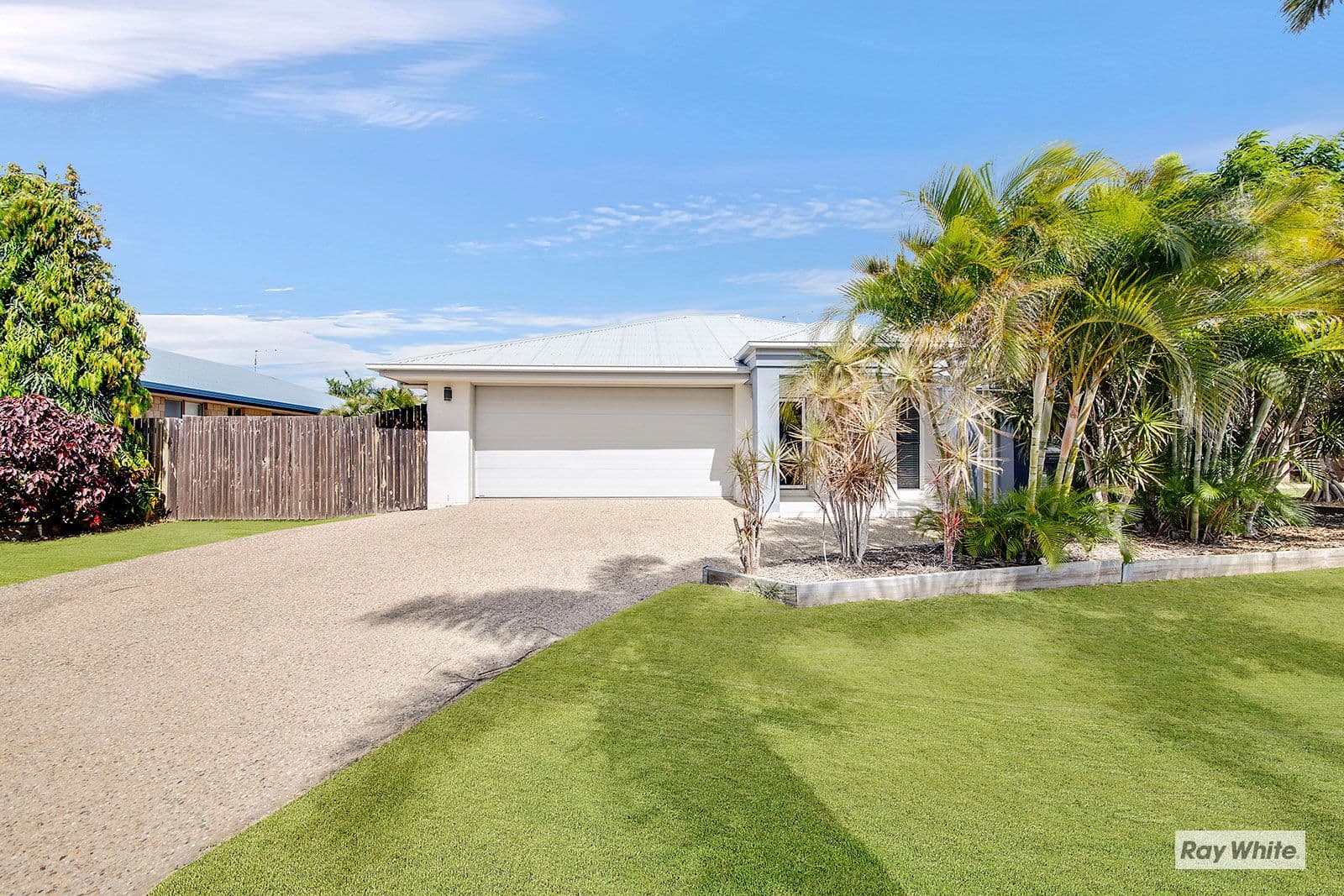 11 Sandcastle Drive, Mulambin QLD 4703, Mulambin - Thumbnail 2