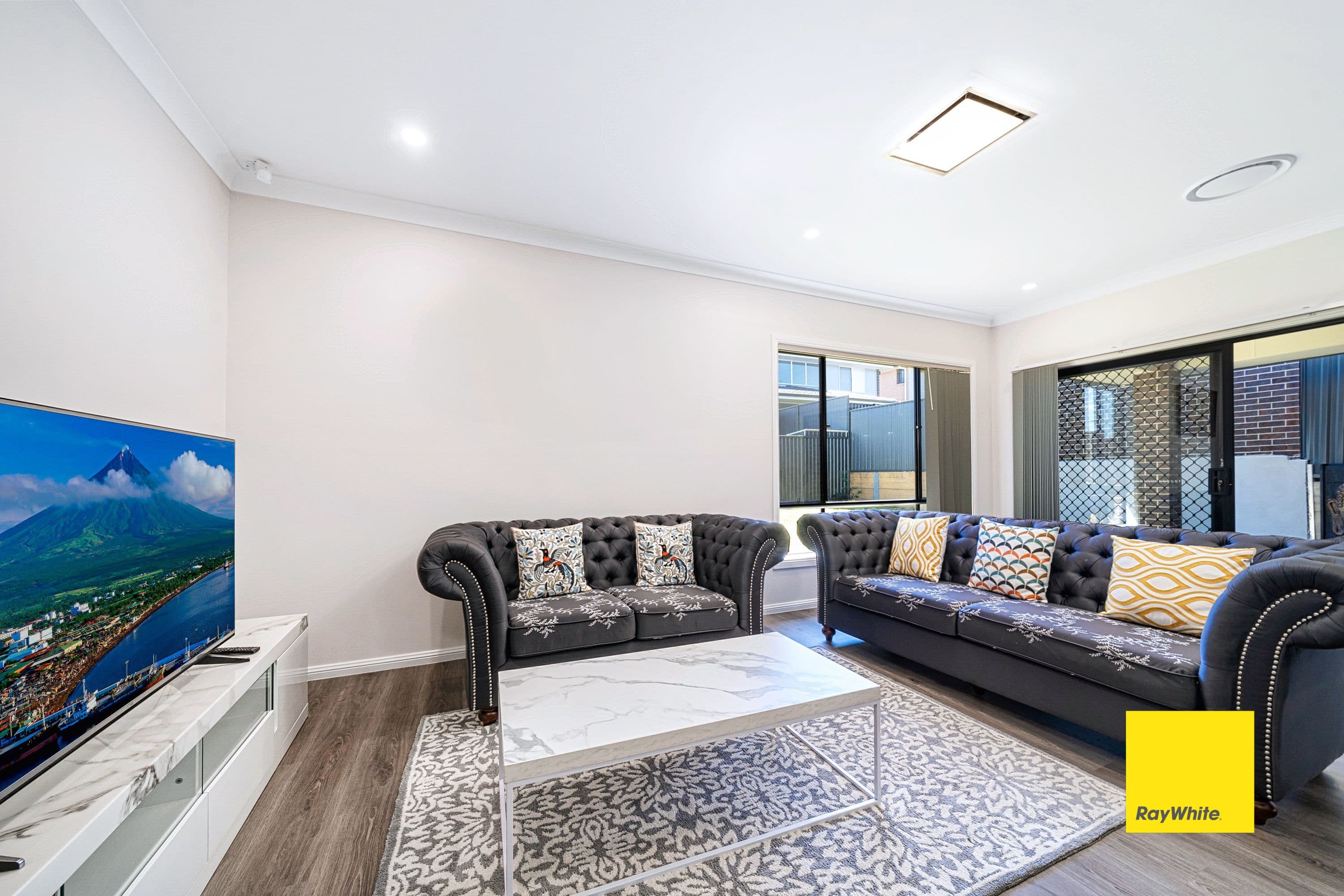 91 Alderton Drive, Colebee NSW 2761, Colebee - Thumbnail 4